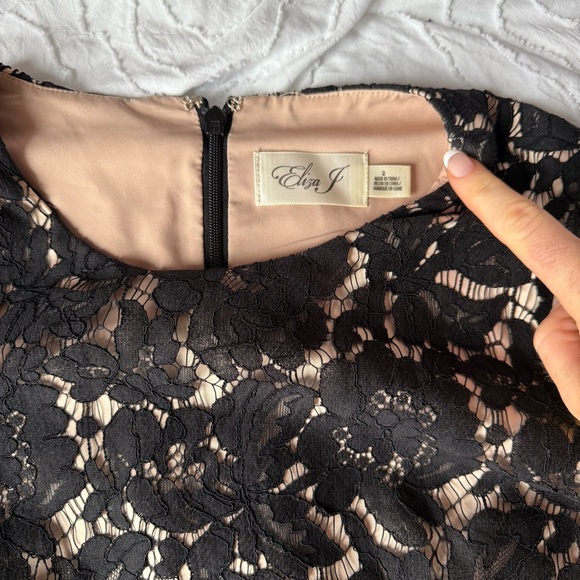 Eliza J Black Lace Overlay Sleeve Dress with Pockets - Picture 2 of 10